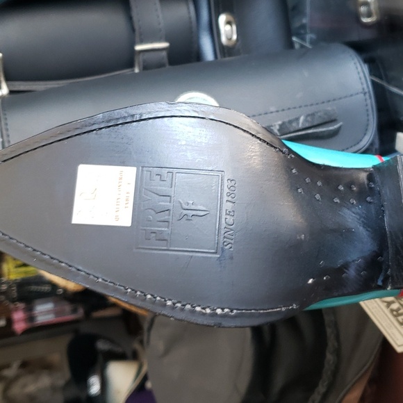 Frye western boots Daisy Dukes - Picture 4 of 7